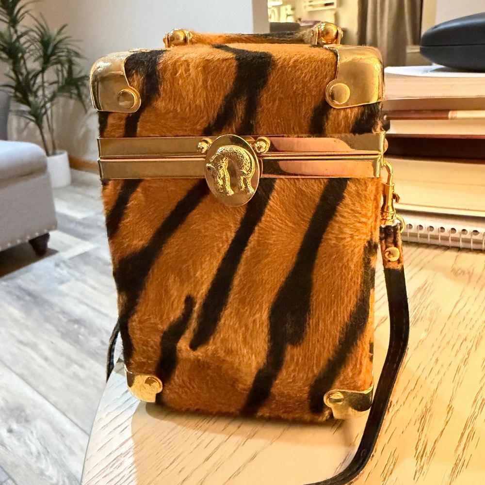 Vintage Comeco Tiger Print Purse Animal Retro Faux Fur 6”x4”x4” 1960s Made Vibe